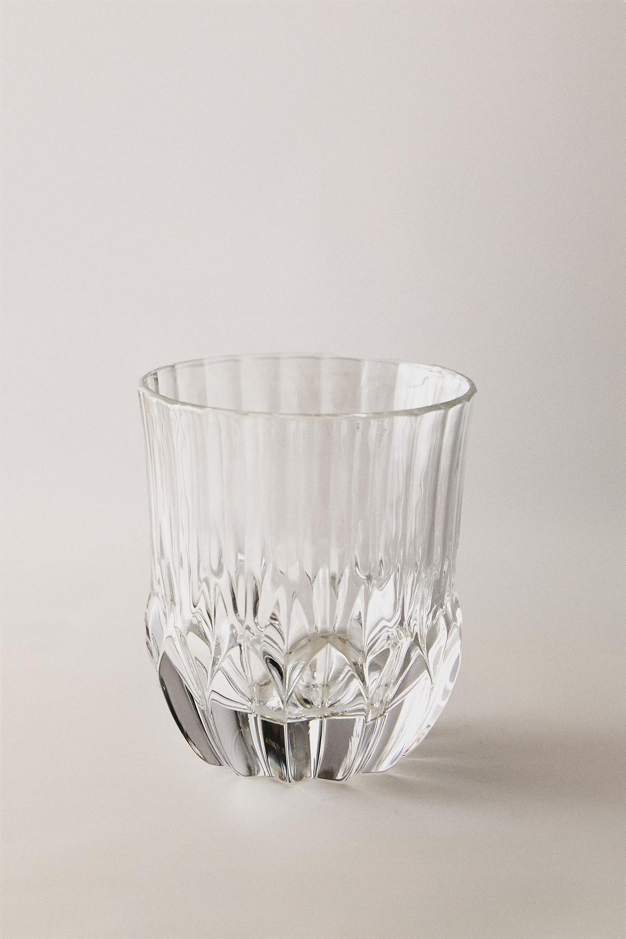 ENGRAVED-EFFECT CRYSTALLINE TUMBLER — Transparent