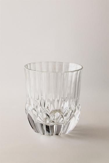ENGRAVED-EFFECT CRYSTALLINE TUMBLER - Transparent by Zara