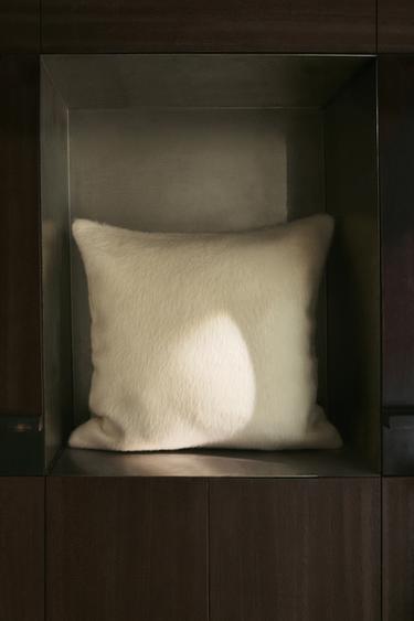 HOUSSE DE COUSSIN LAINE ET ALPAGA - Beige clair de Zara