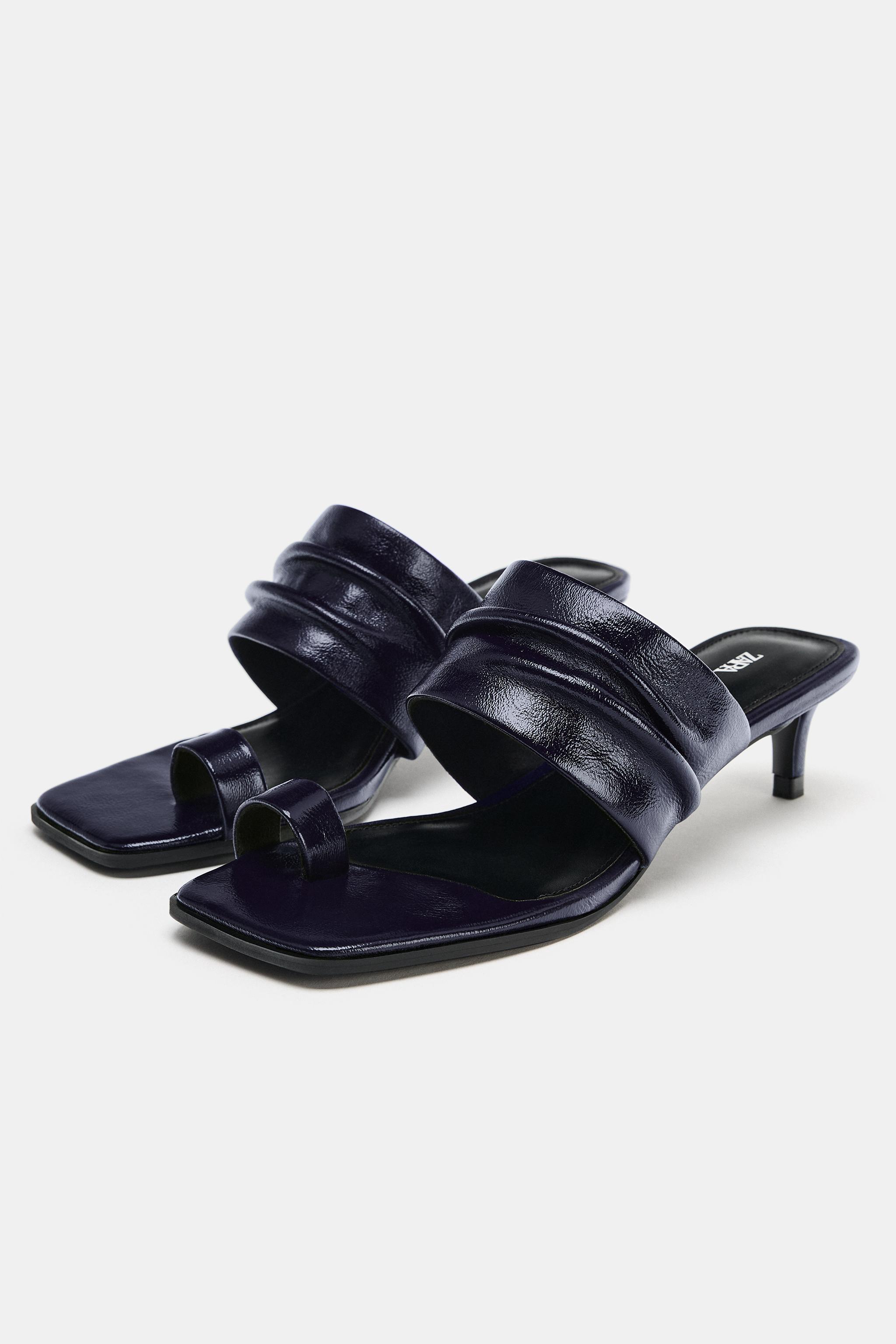 SANDALES EN CUIR À BRIDE