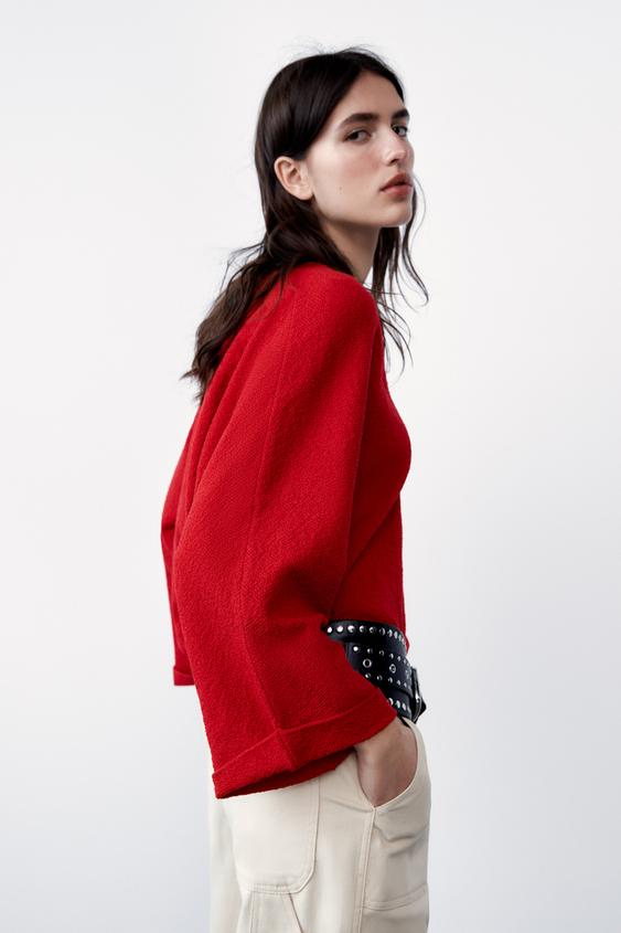 Fotos: 15 sudaderas baratas de la nueva colección de Zara, Mango y H&M que  podrás combinar con vaqueros o faldas