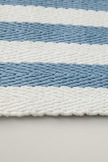 STRIPED BATH MAT — Mid-blue 2