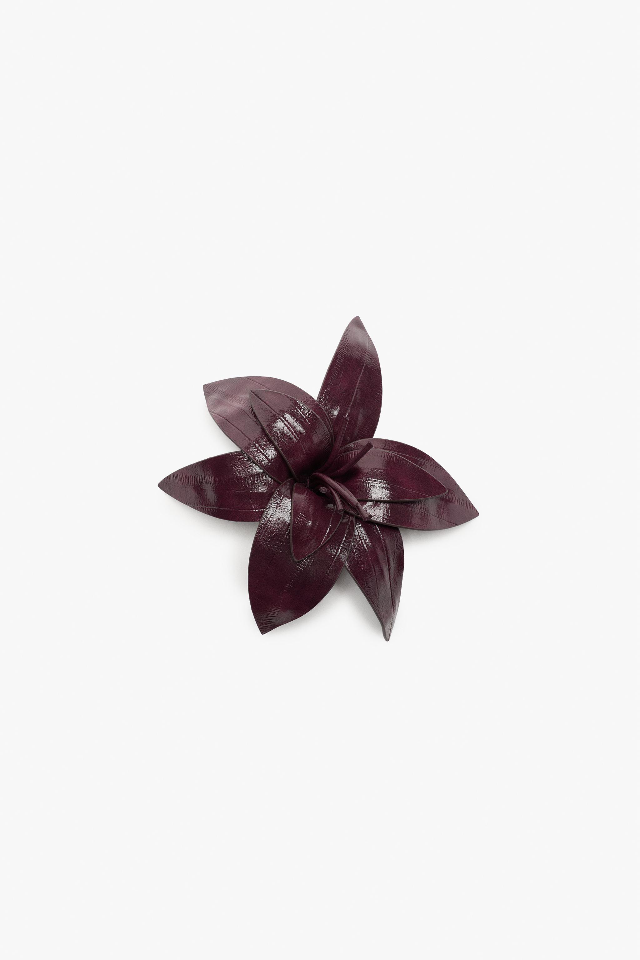 Flower Charm by Zara