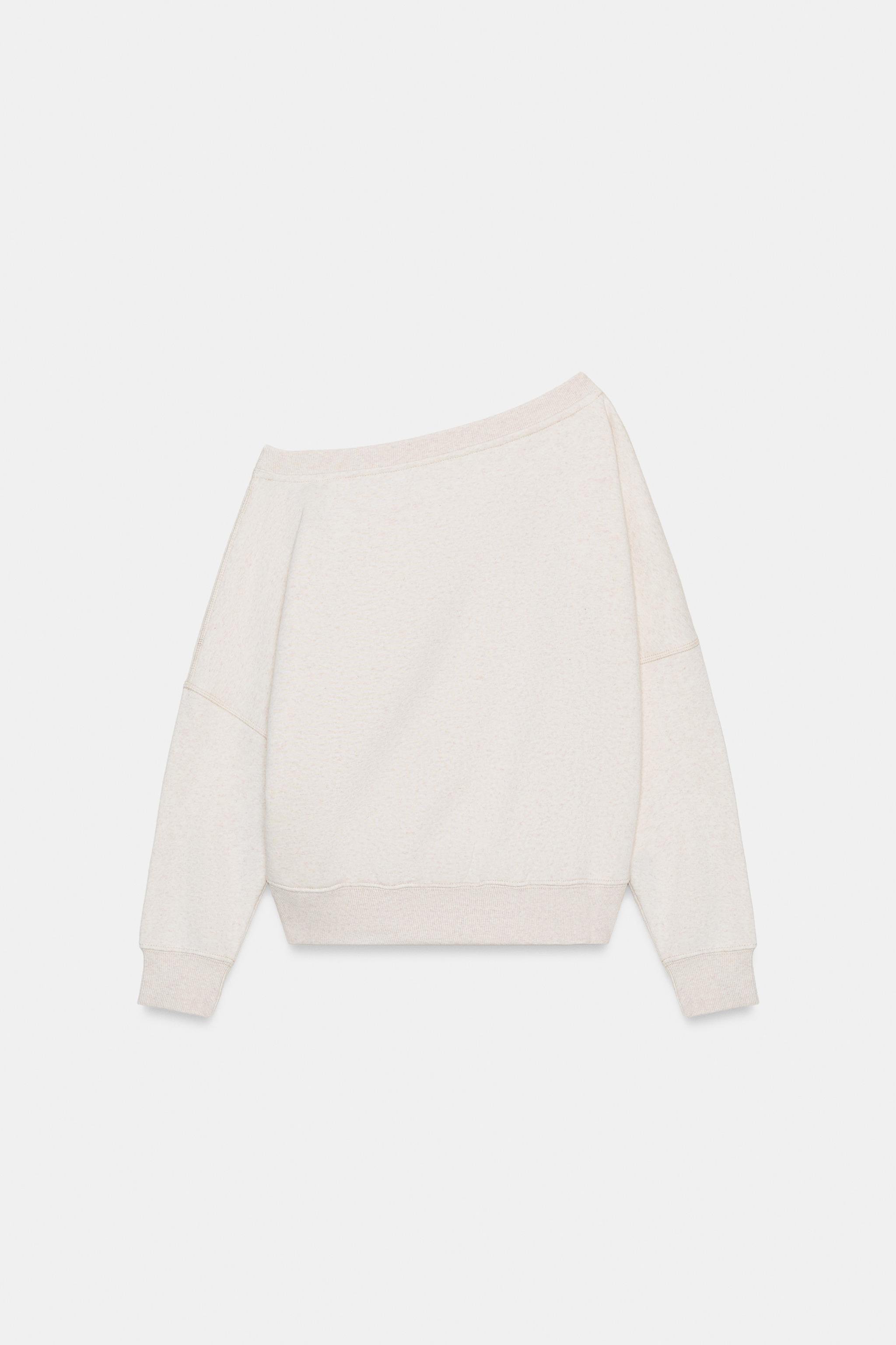 ASYMMETRIC PLUSH SWEATSHIRT