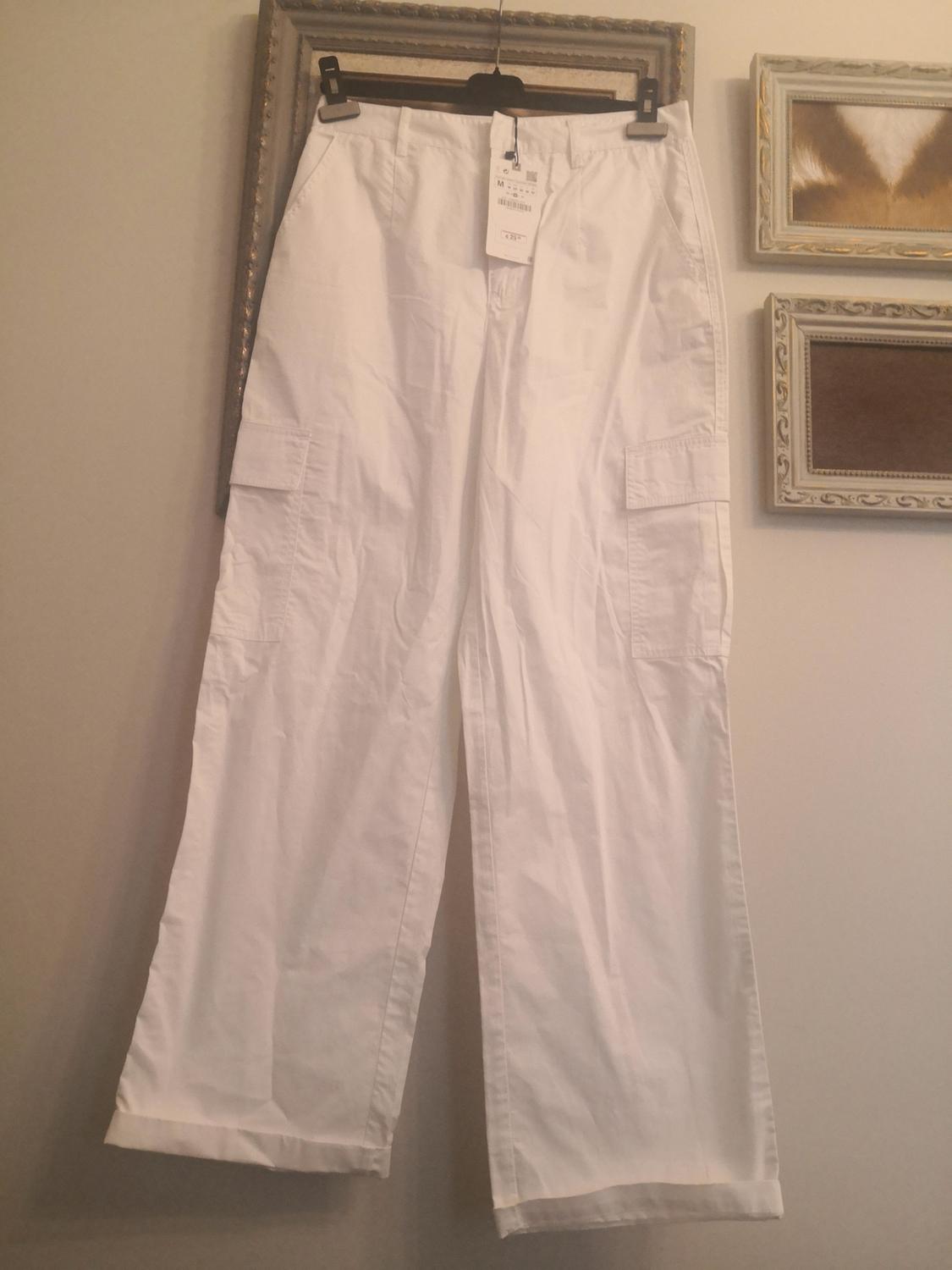 WIDE-LEG CARGO TROUSERS