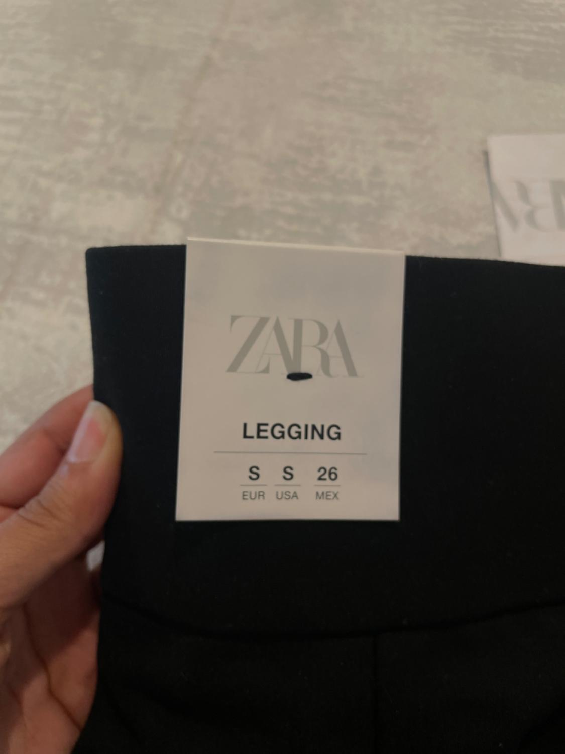 LEGGING TIRO MEDIO BOTONES - Image 4