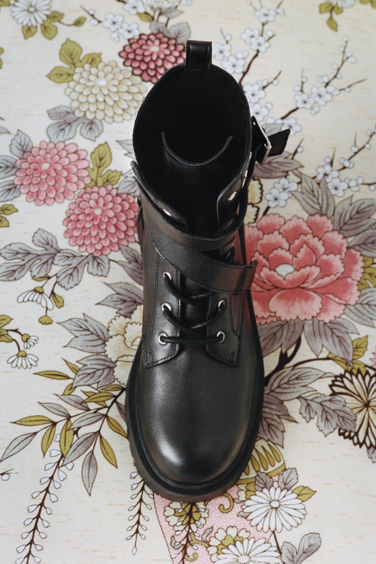 LEATHER DOUBLE-BUCKLE BOOTS — Black