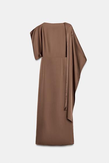 ROBE MI-LONGUE SATINÉE À CAPE - Caramel de Zara - Image 9