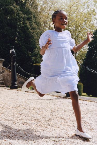 فستان بثنيات تزيينية ودانتيل شريطي 100% رامي - أزرق فلور by Zara