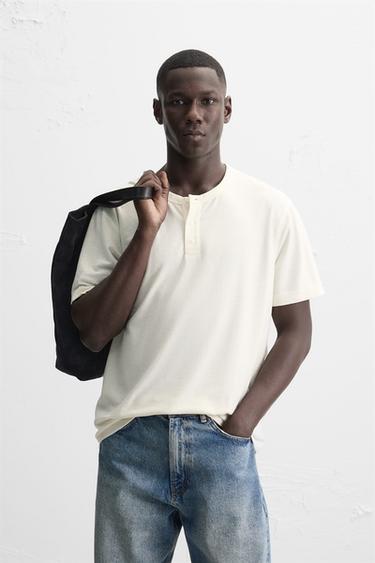 Zara BUTTON NECK T-SHIRT - Ecru