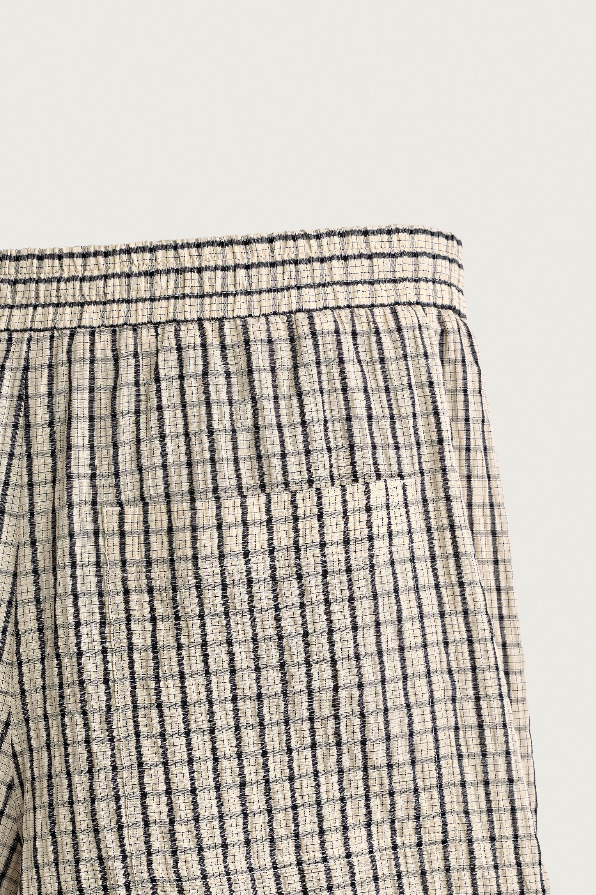 CHECKED RELAXED FIT SHORTS