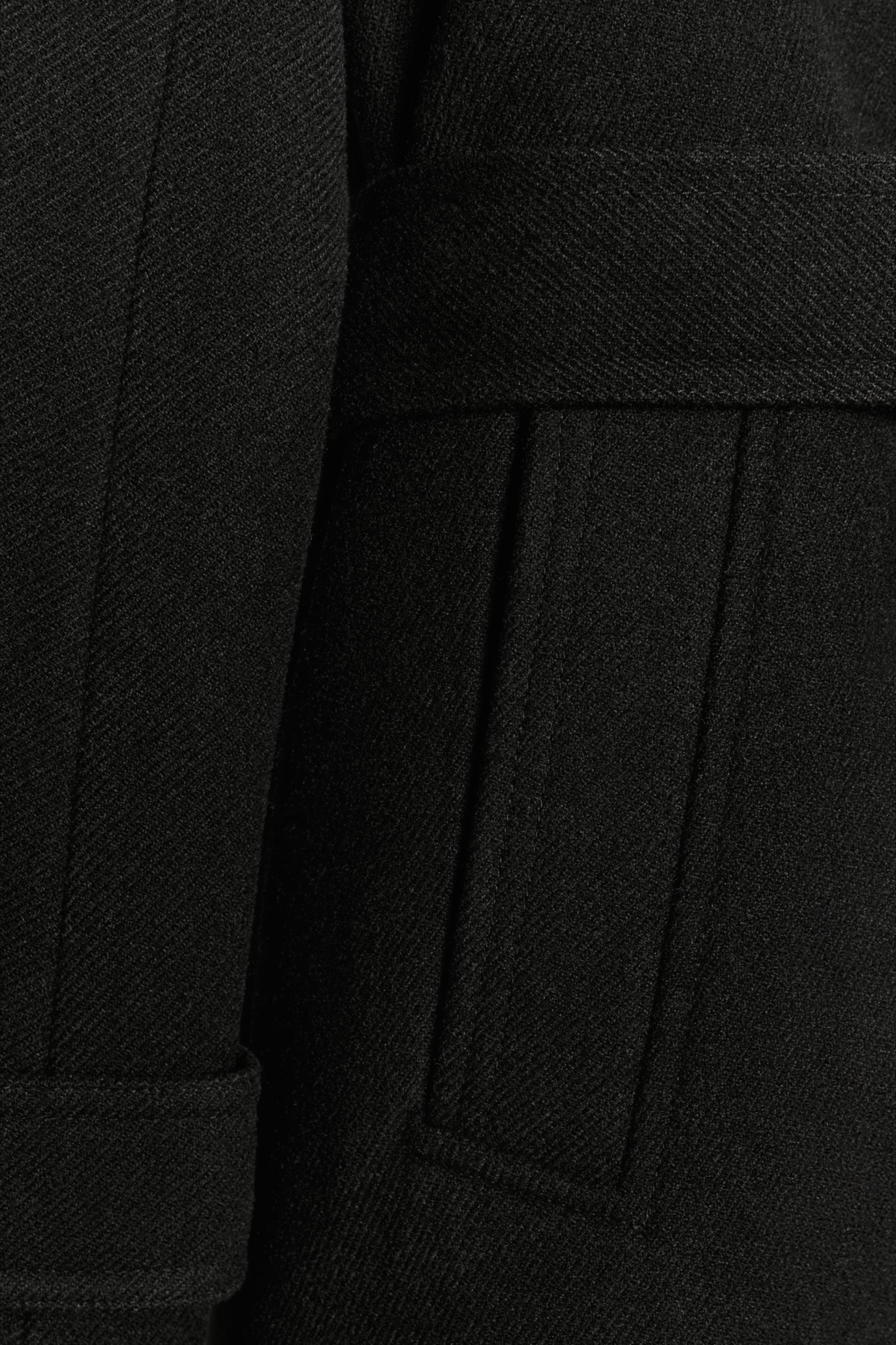 DOUBLE-BREASTED COAT WITH BELT