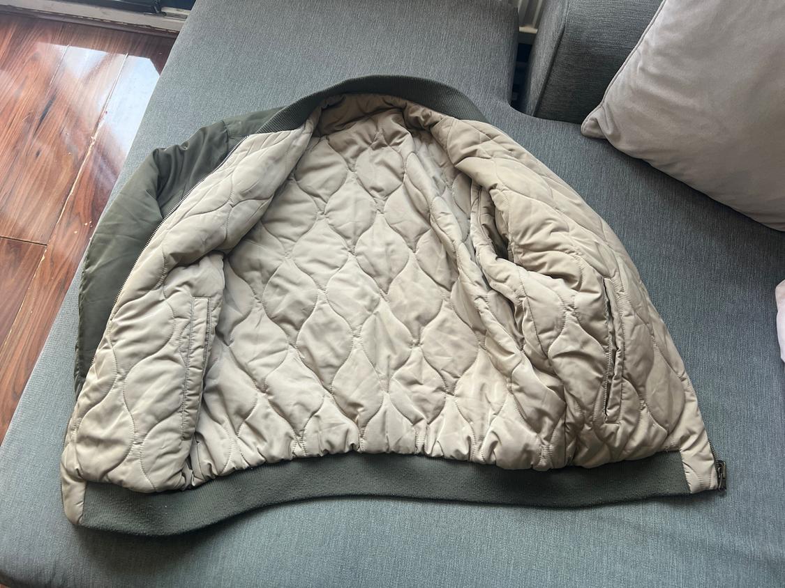 REVERSIBLE BOMBER JACKET - Image 3