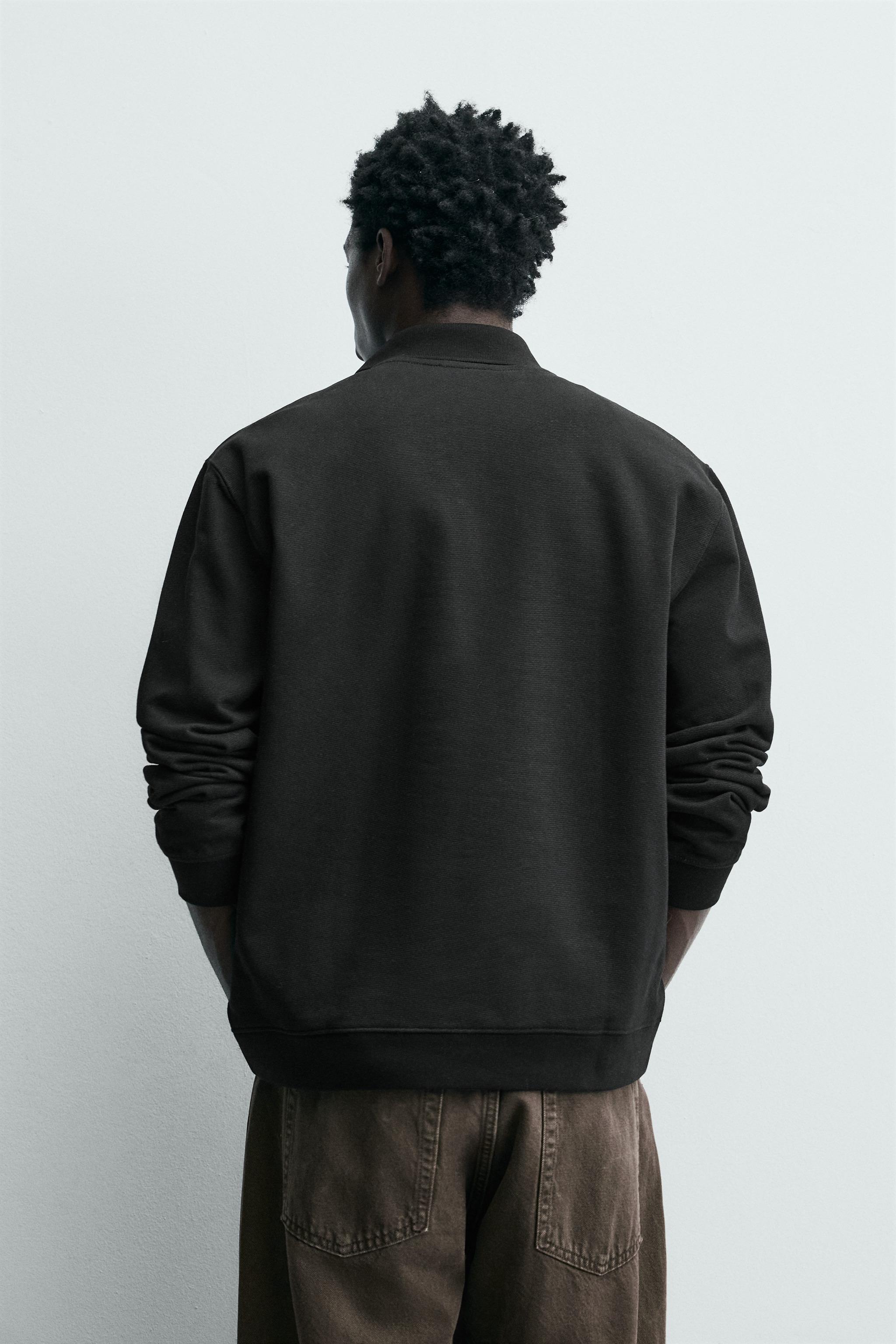 REGULAR FIT TEXTURED POLO SHIRT