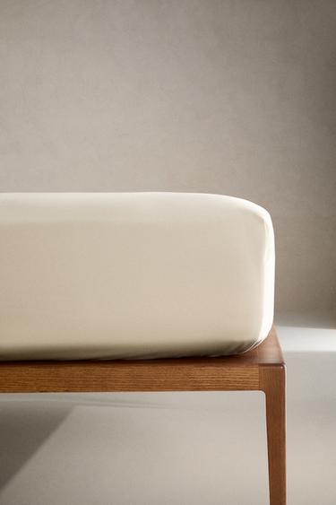 THICK SATEEN FITTED SHEET (300 THREAD COUNT) - Beige by Zara