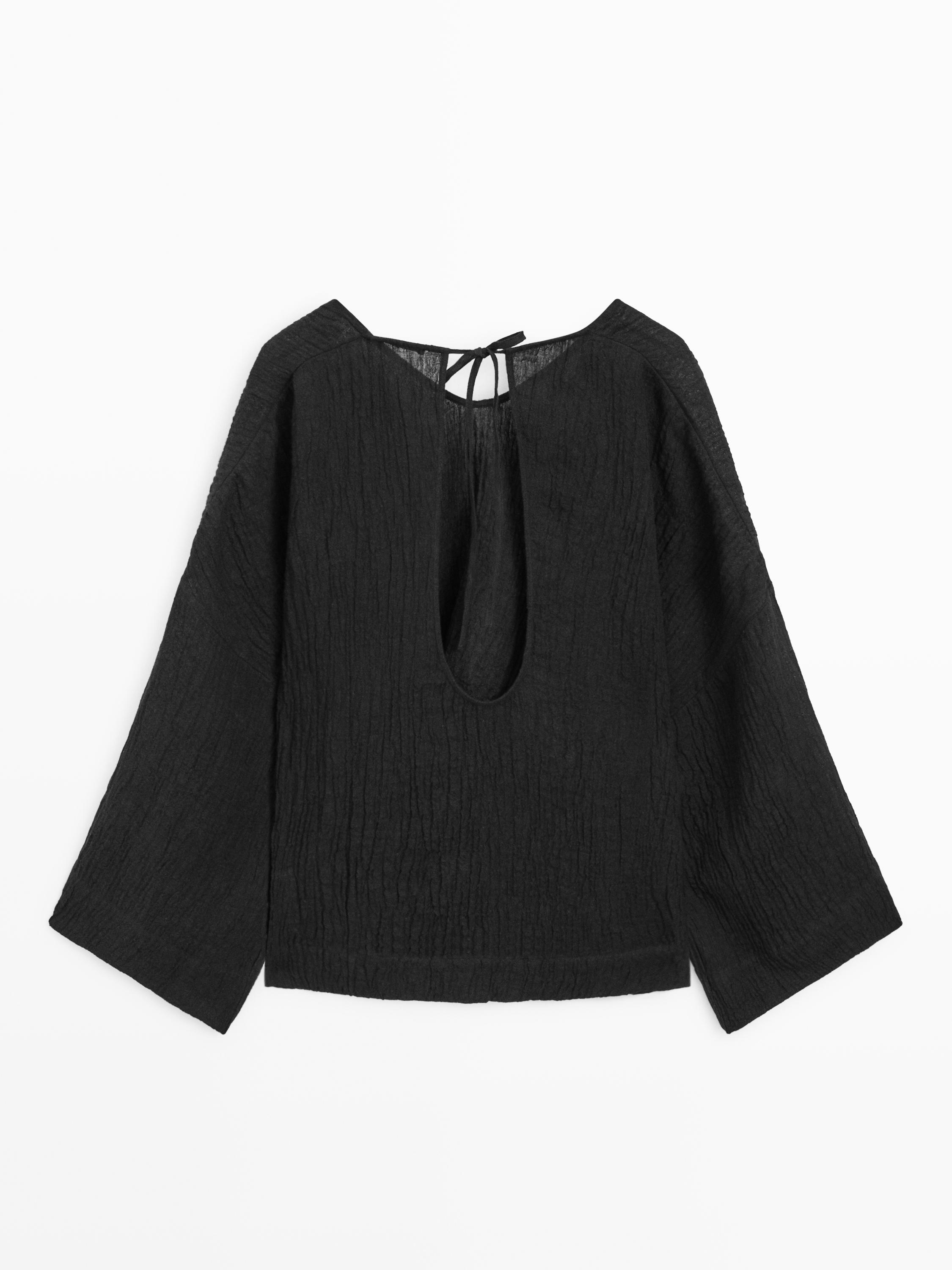 100% linen waffle-knit flowing blouse