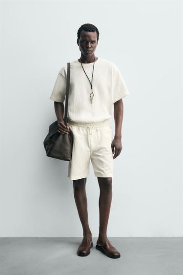 CAMISETA RELAXED FIT ESTRUCTURA - Blanco roto de Zara