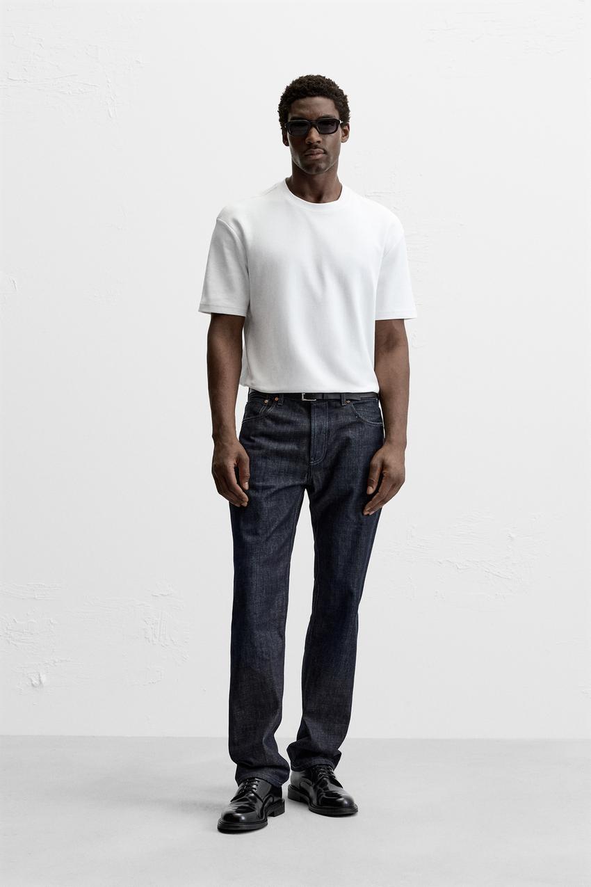T-SHIRT REGULAR FIT BÁSICA