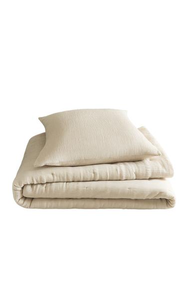 GATHERED COTTON QUILTED BEDSPREAD - Light beige by Zara