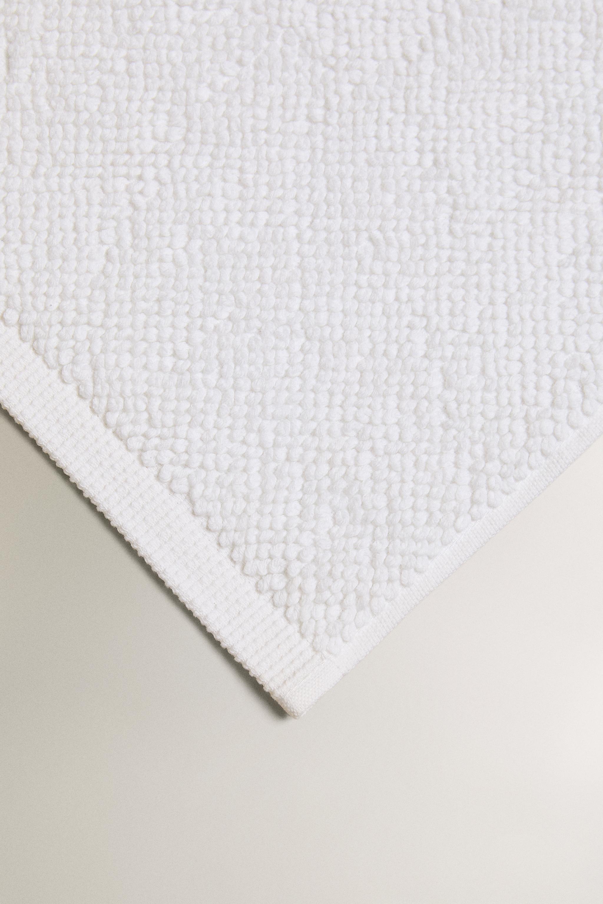 PLAIN BATH MAT — White