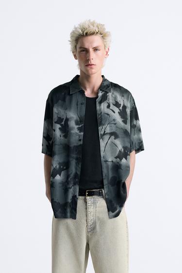 Men Grey & Multi Cotton Satin Abstract Digital Printed Slim Fit Party