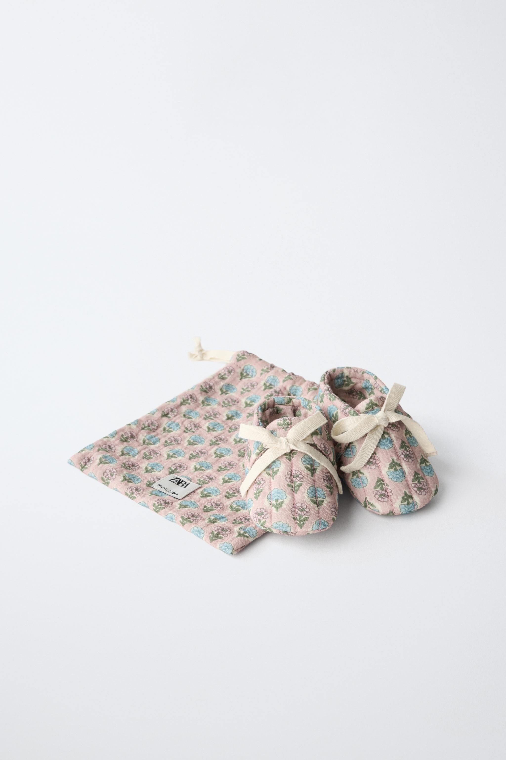 CHAUSSONS FLEURS