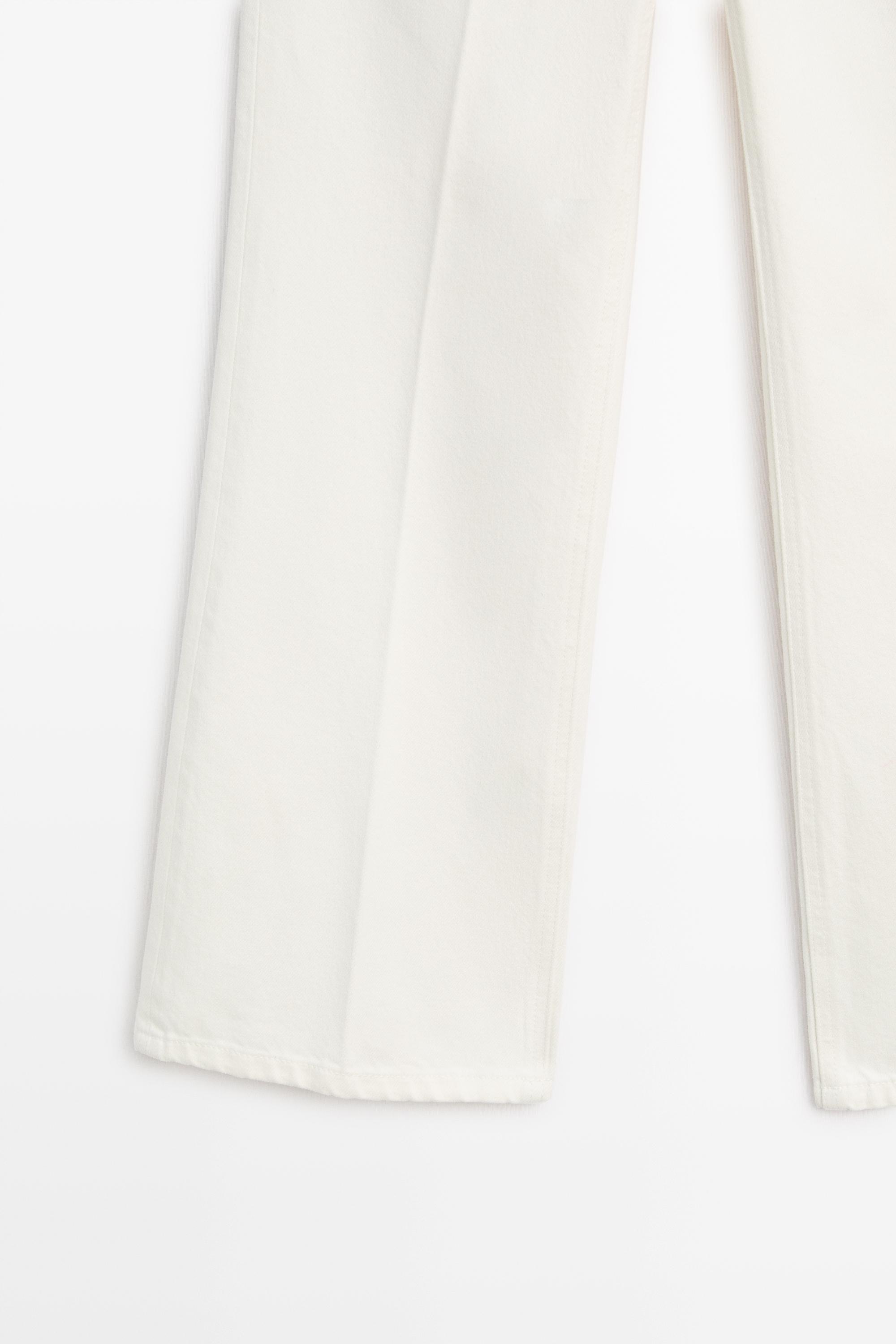 Mid-waist cropped flare fit jeans