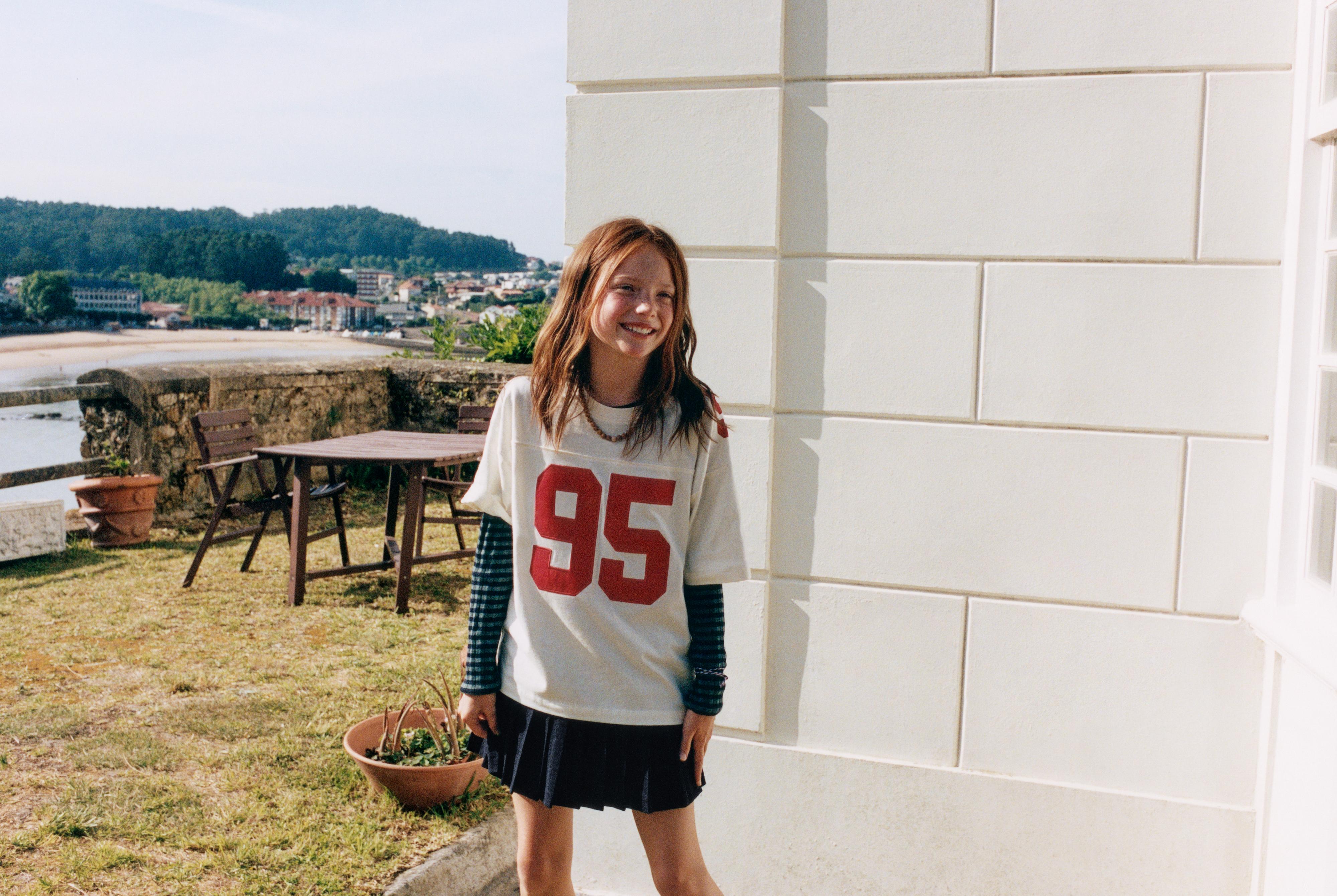 NUMBER PATCH T-SHIRT — Ecru