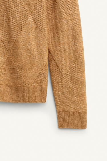 PULL EN JACQUARD GÉOMÉTRIQUE AVEC ÉCHARPE ÉDITION LIMITÉE - Marron clair de Zara - Image 8