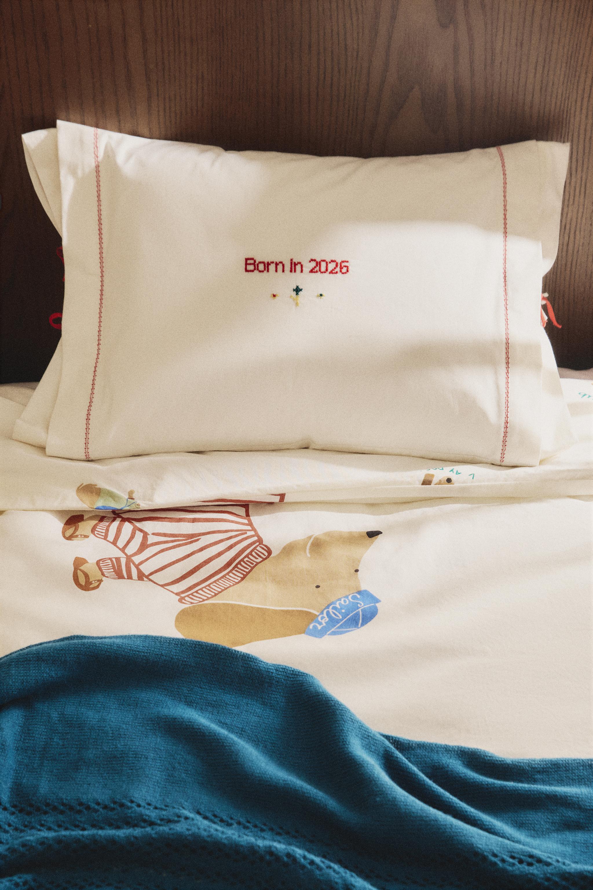 KIDS' REVERSIBLE DOG DUVET COVER — Multicolored