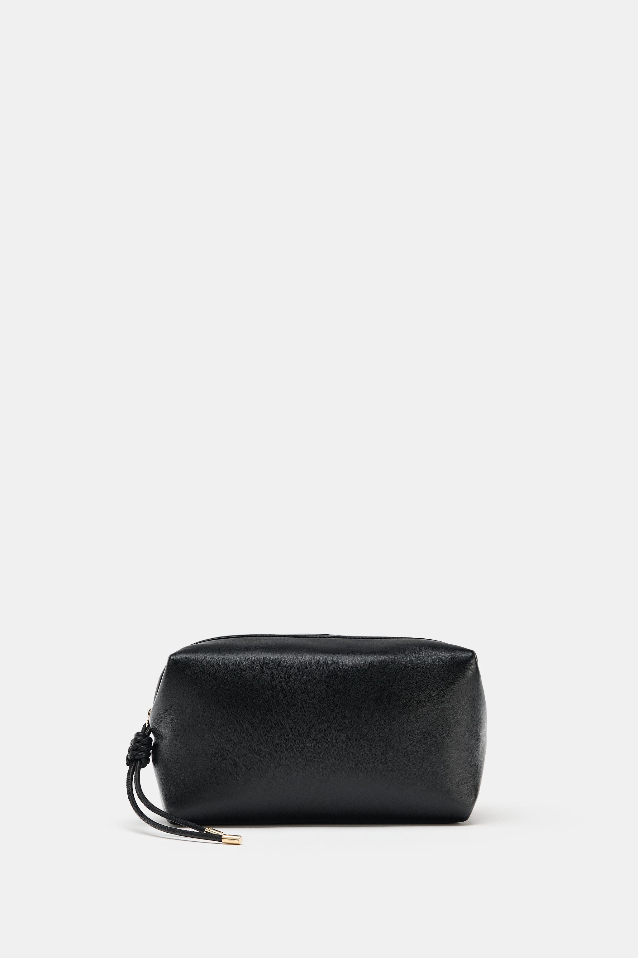 LEATHER TOILETRY BAG