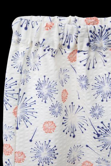2-6 JAHRE/ BEDRUCKTER KIMONO UND BERMUDA-ANZUG - Cremefarben von Zara