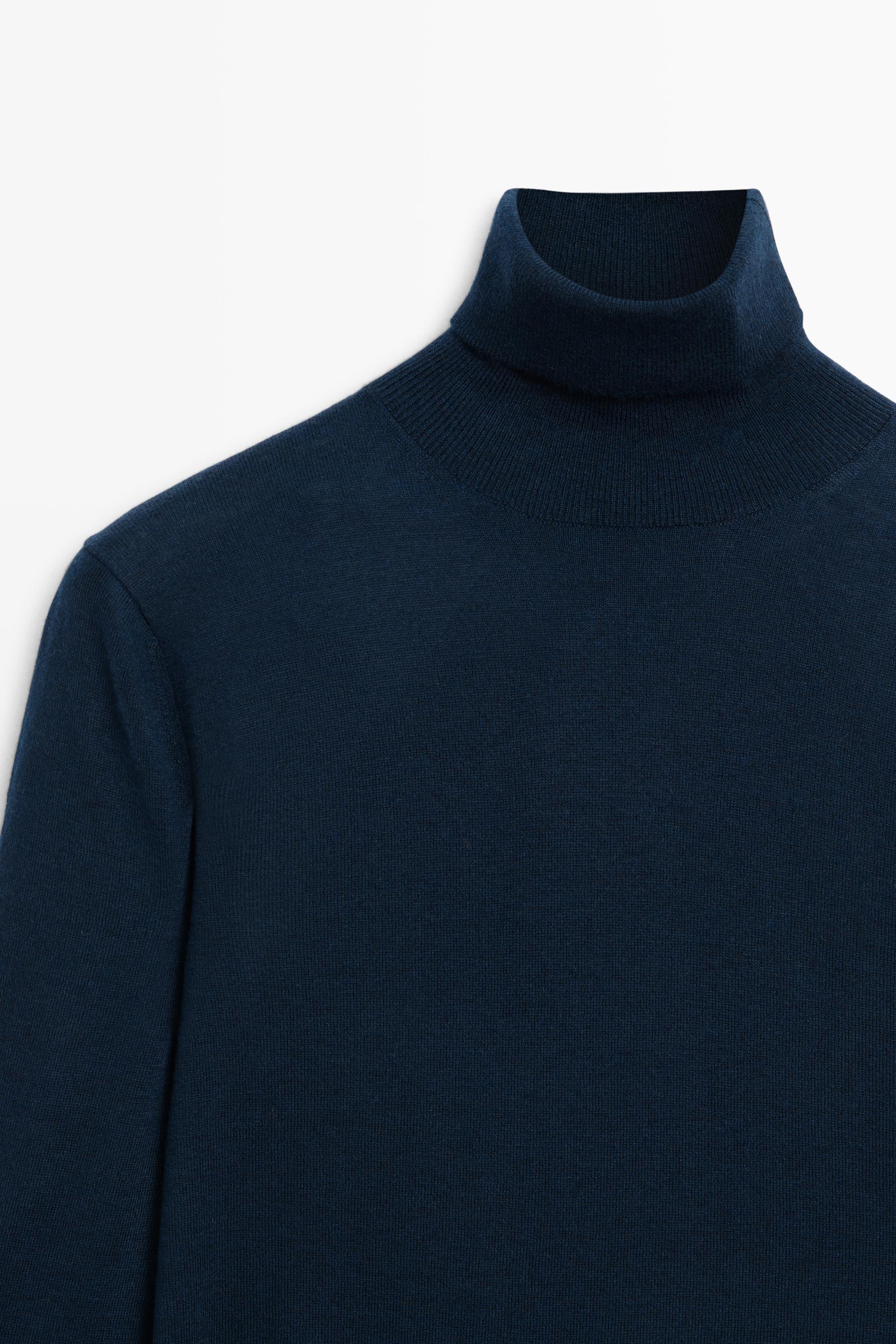 Pull en maille col roulé laine