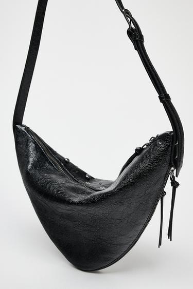 SAC BANDOULIÈRE STYLE ROCK À CLOUS - Noir de Zara - Image 3