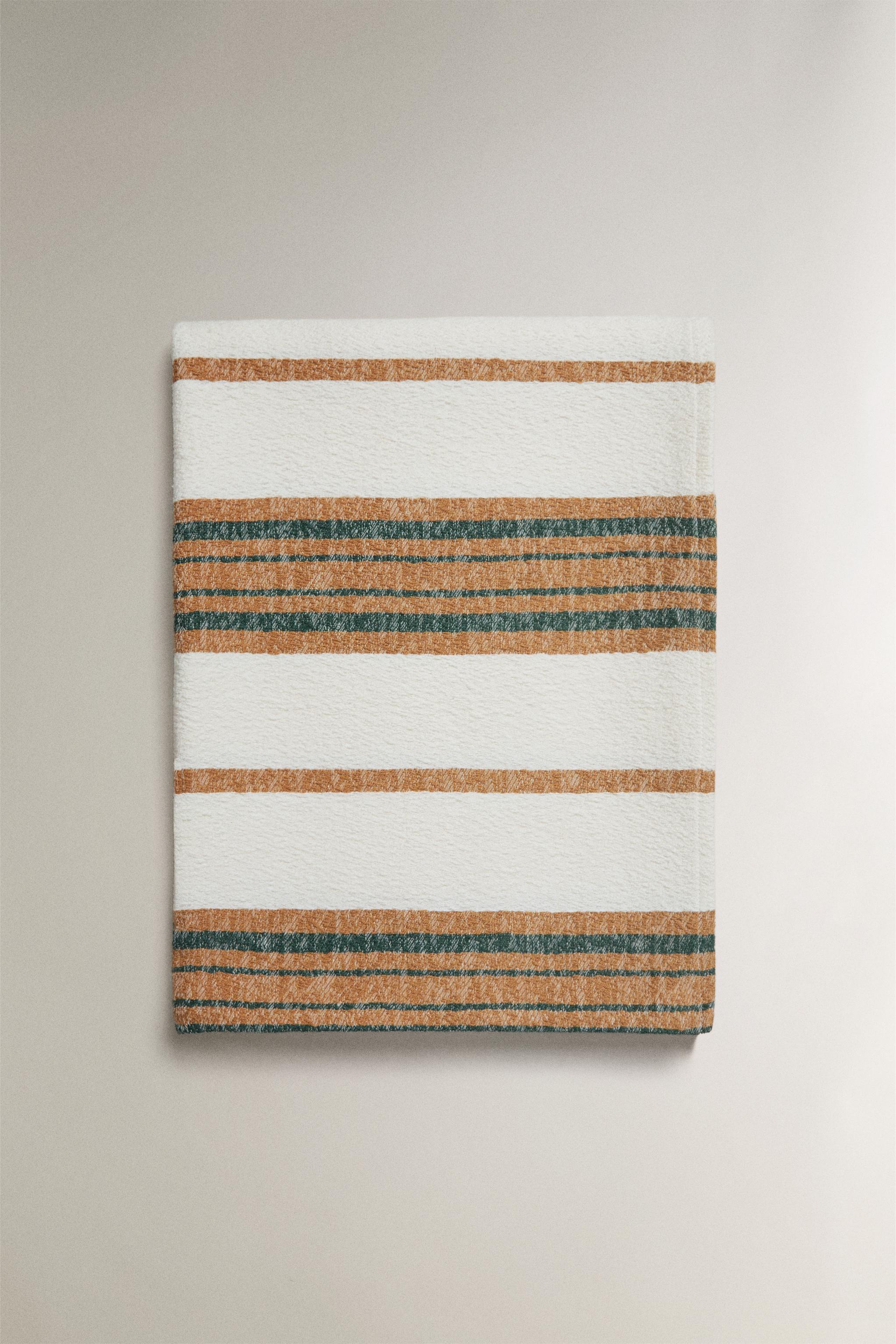 IRREGULAR STRIPED COTTON BLANKET