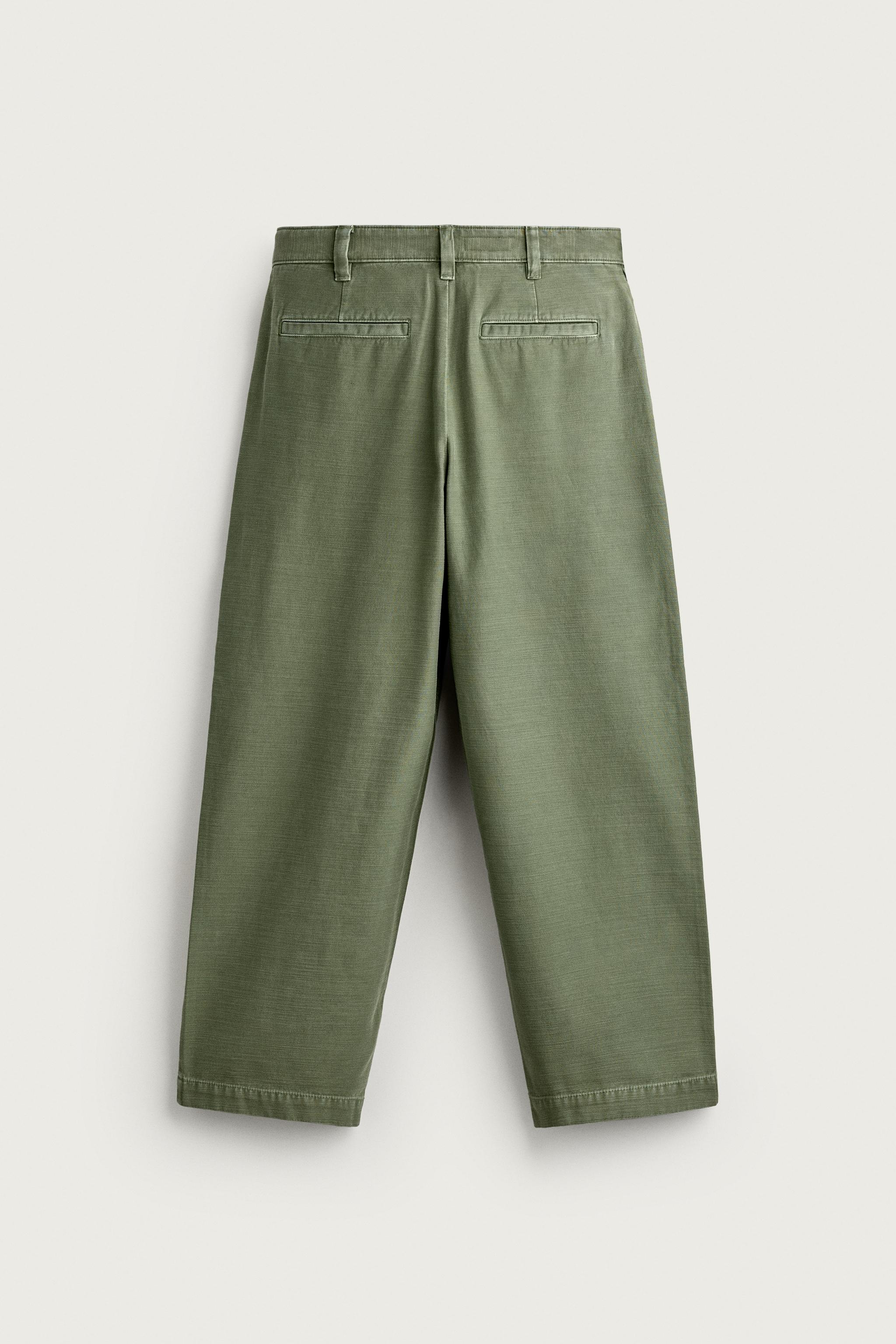 BAGGY FIT PLEATED CHINO PANTS — Mid-green