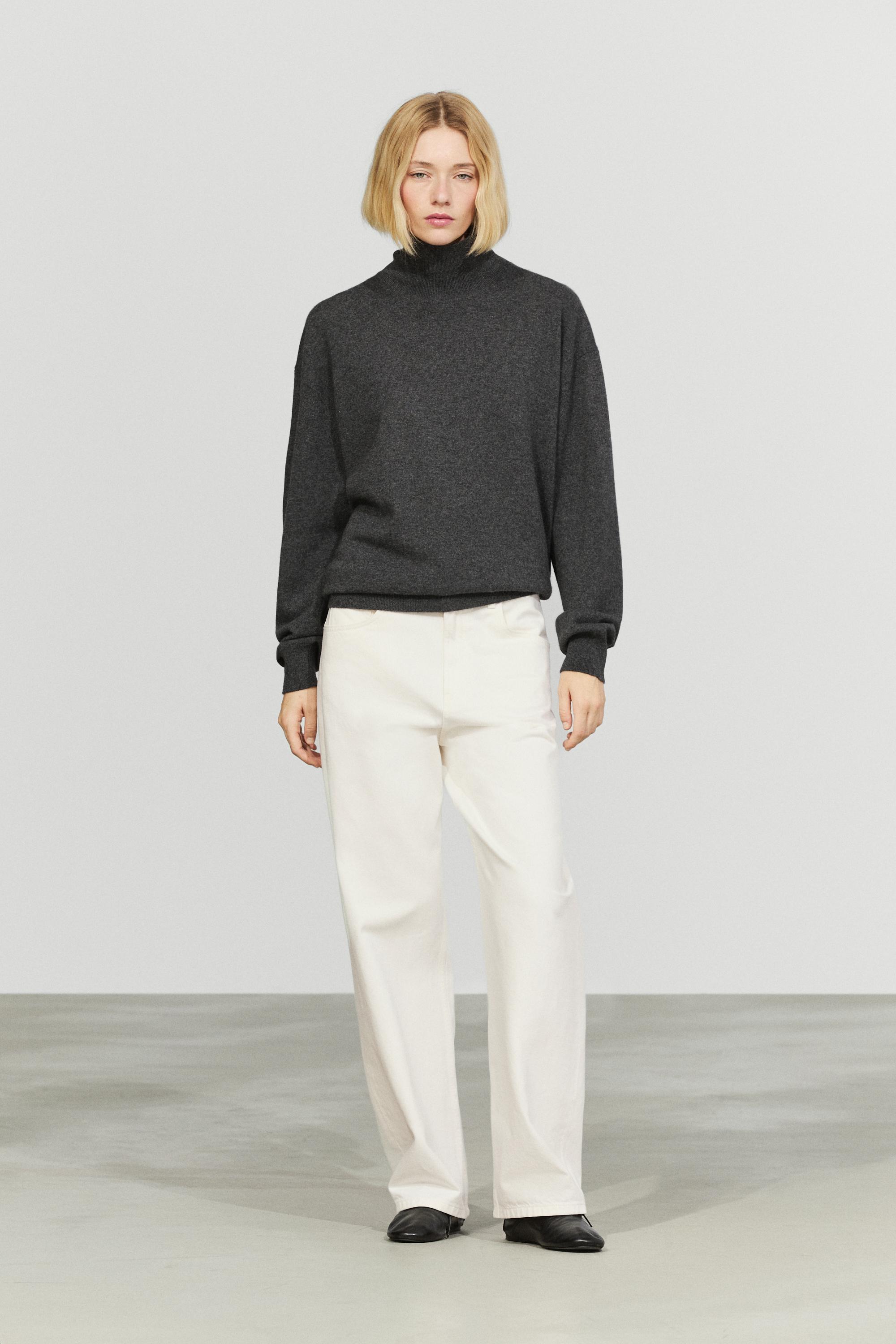 100% cashmere high neck knit sweater