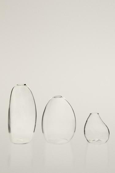 SMALL IRREGULAR GLASS VASE — Transparent 1