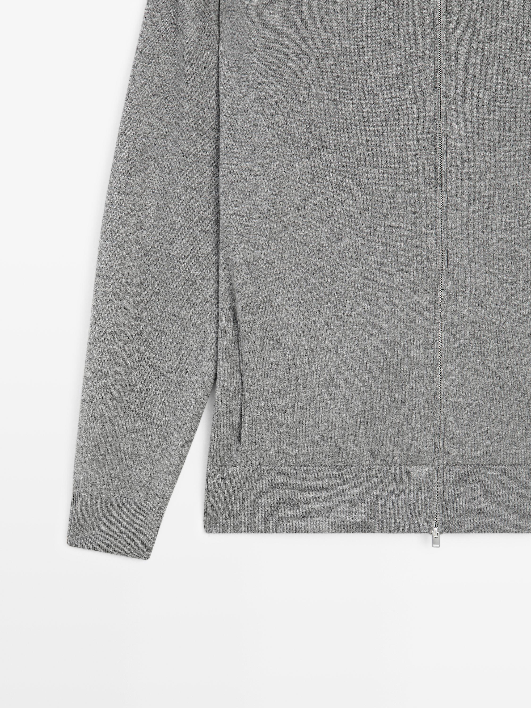 100% wool zip-up knit cardigan