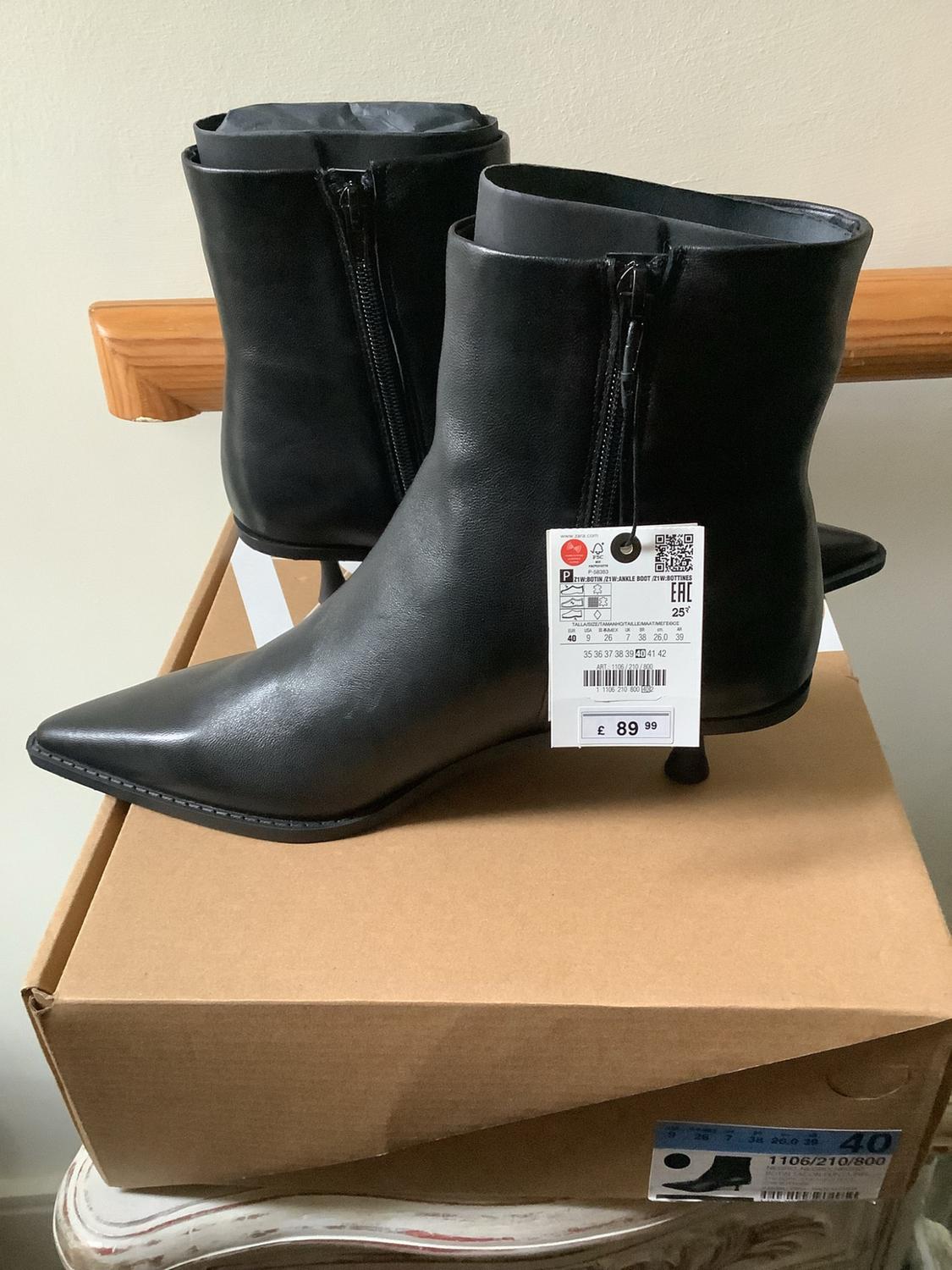LEATHER KITTEN HEEL ANKLE BOOTS - Image 4