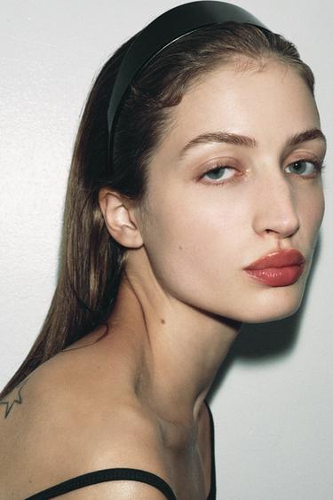 GLOSS LIPSTICK - GLOSSY TWIST - ROSE by Zara