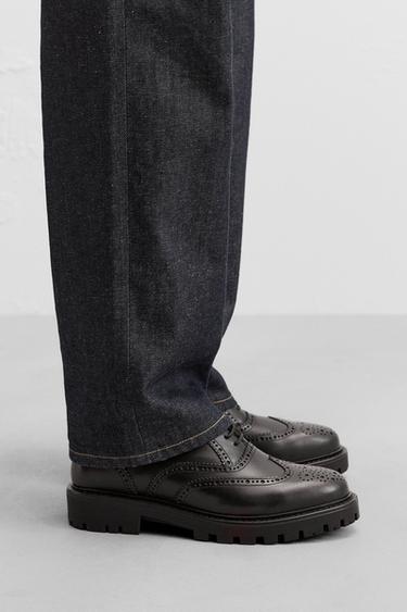 КОЖАНЫЕ ТУФЛИ НА РИФЛЕНОЙ ПОДОШВЕ — Черный от Zara — изображение 0