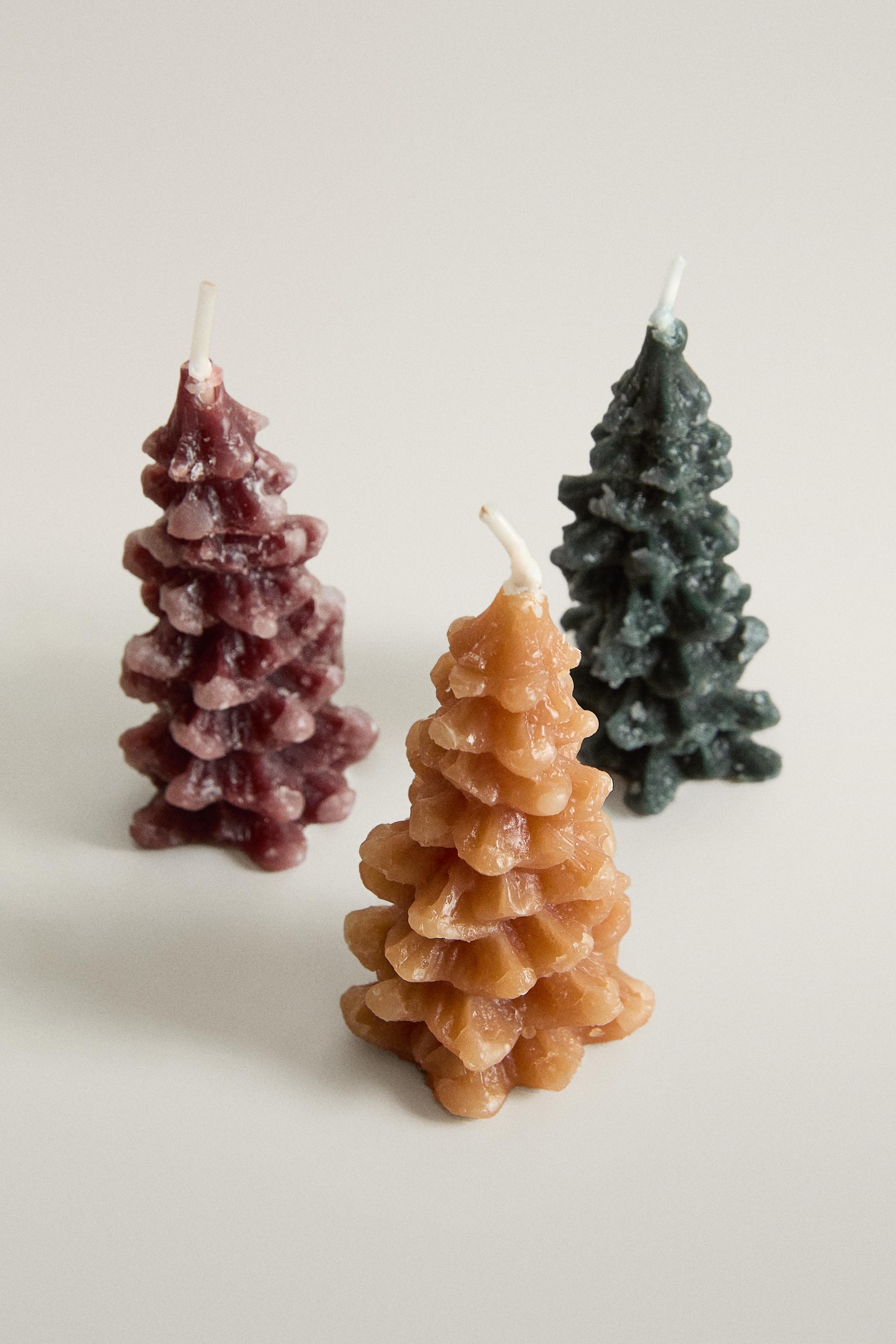 CHRISTMAS TREE SCENTED CANDLES (PACK OF 3
