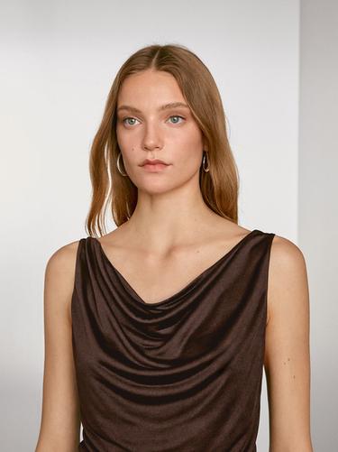 Top fluido cuello drapeado - Burdeos de Zara - Imagen 0