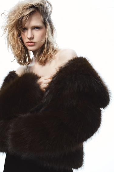 SHORT FAUX FUR COAT ZW COLLECTION - Brown by Zara