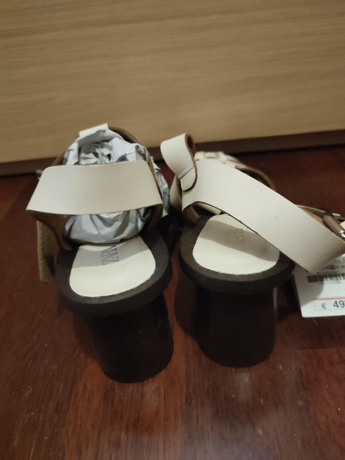 HEELED LEATHER CAGE SANDALS - Image 2