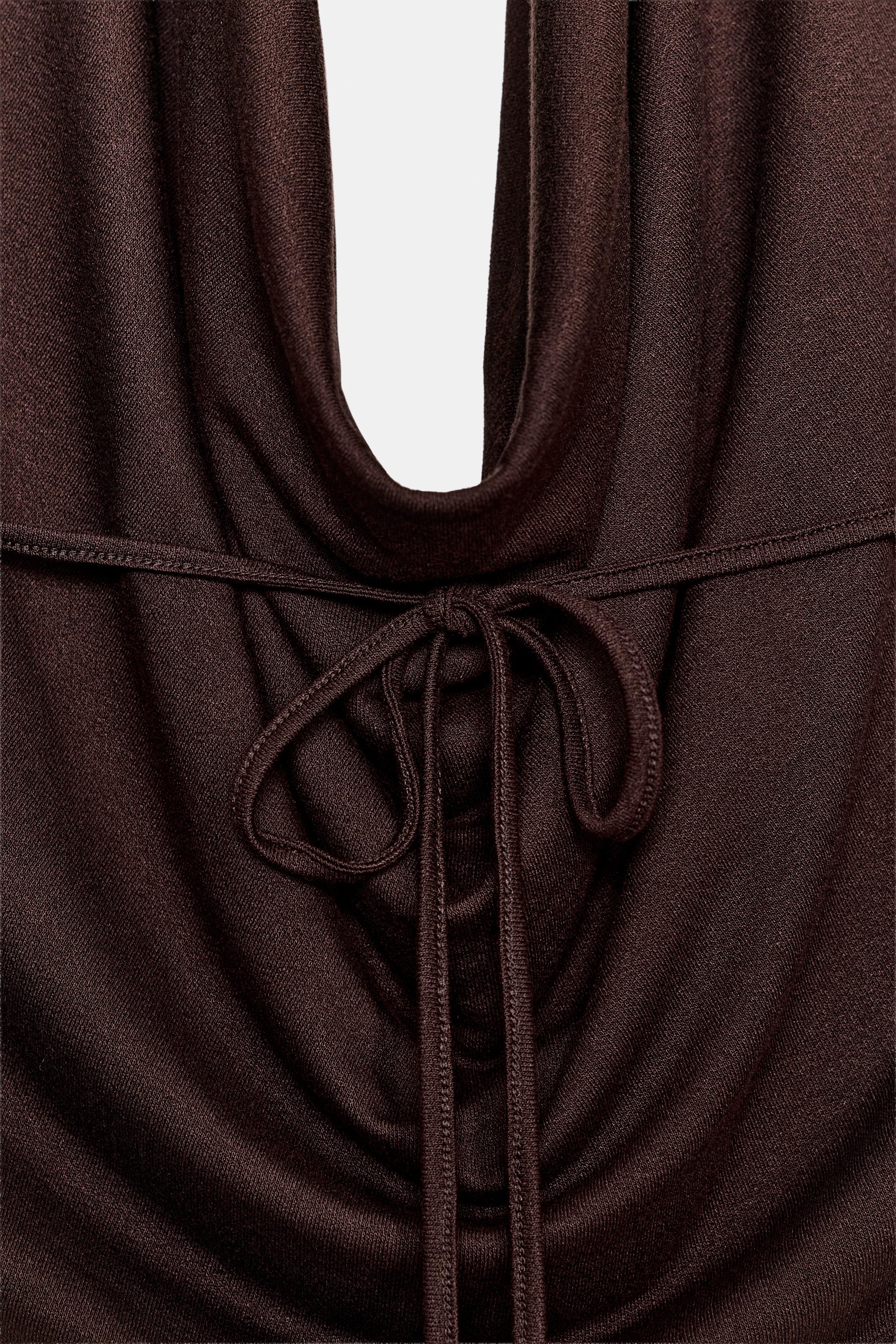 TOP HALTER DRAPÉ