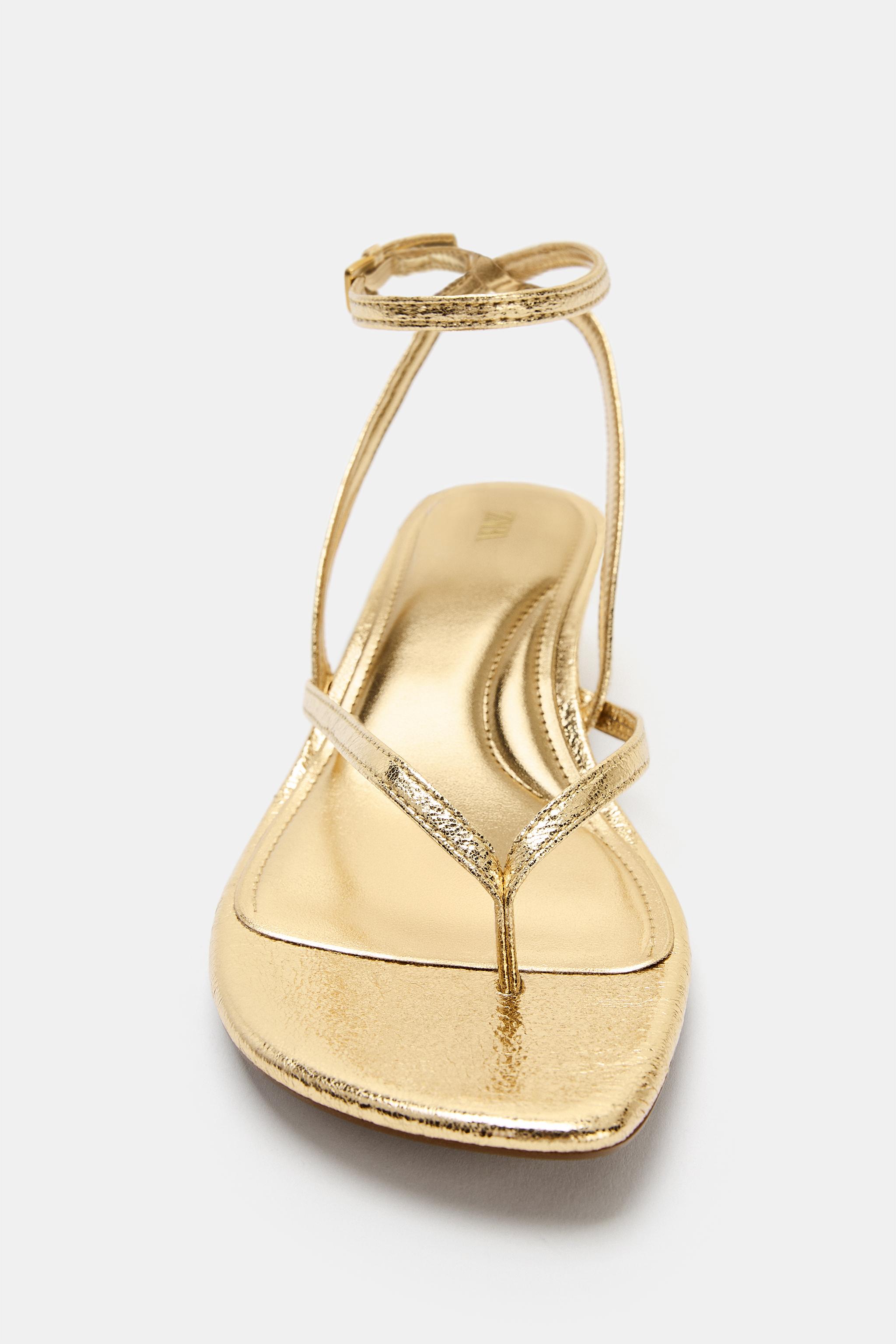 METALLIC KITTEN HEEL SANDALS