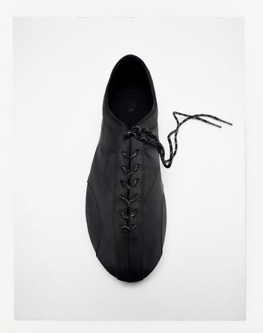 LACE-UP SPORTY BALLET FLATS - Black by Zara