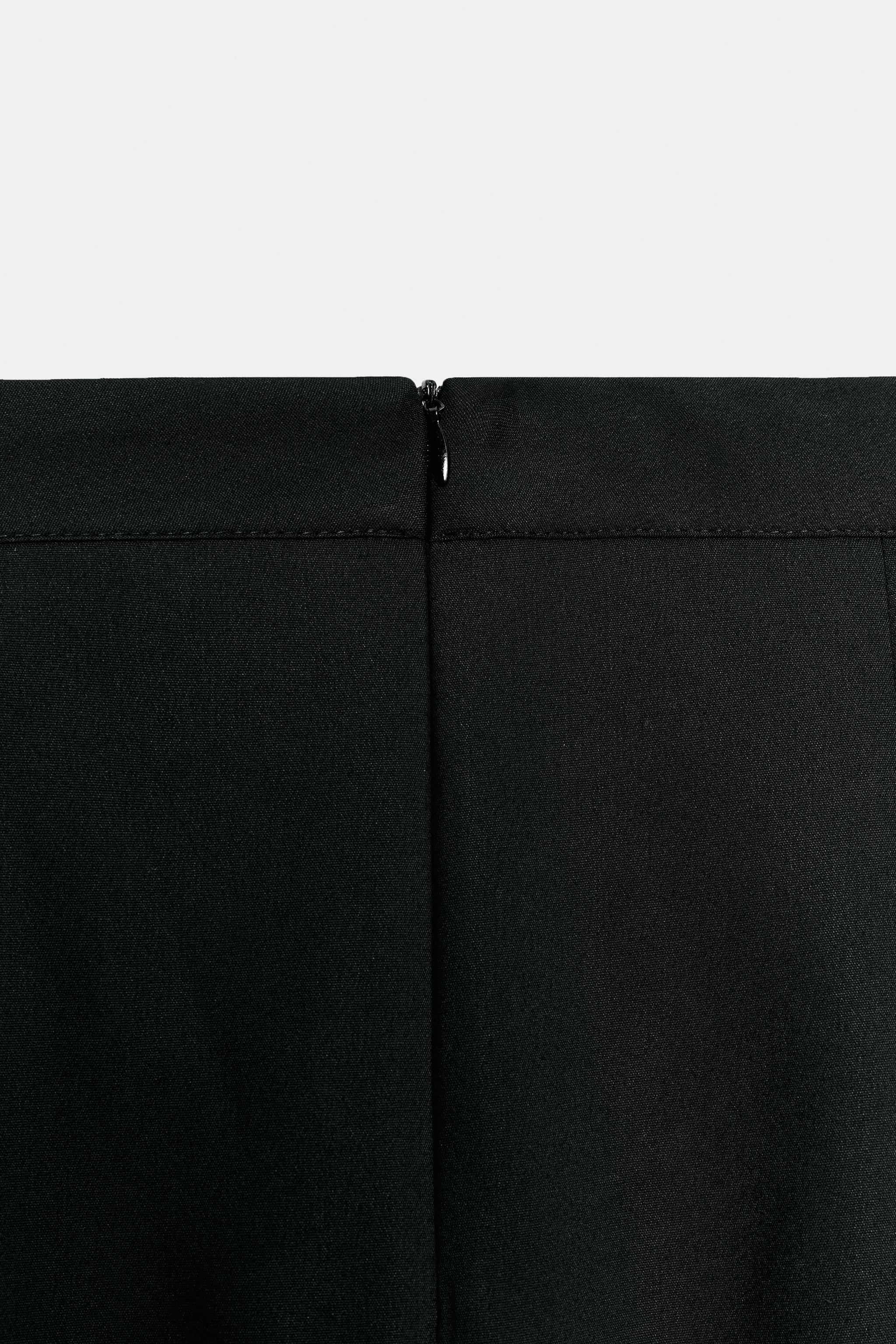 SLIT MIDI SKIRT